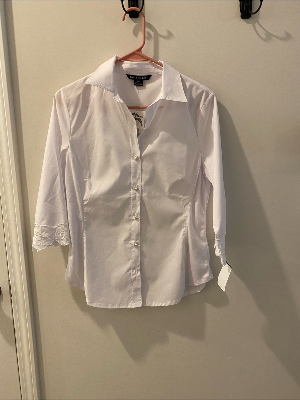 Zac & Rachel White Collared Button-Front Blouse